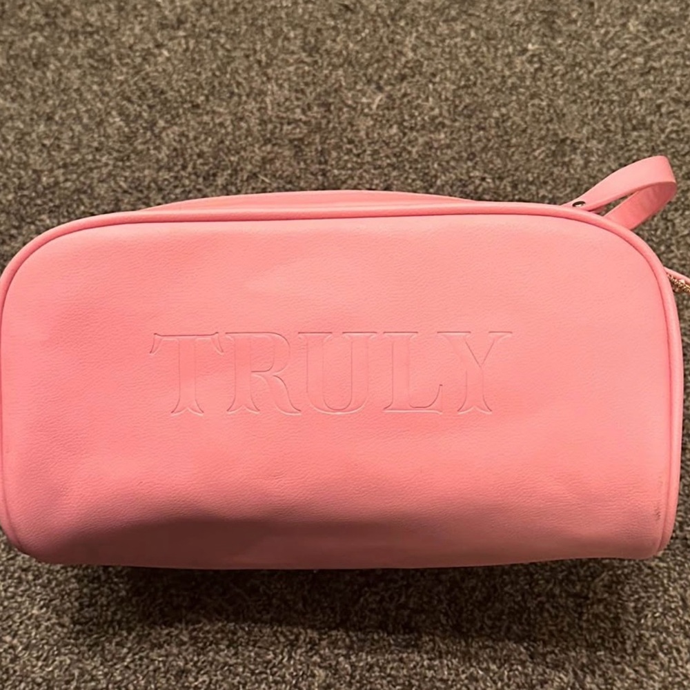 Truly Pink Women's Travel Beauty Bag